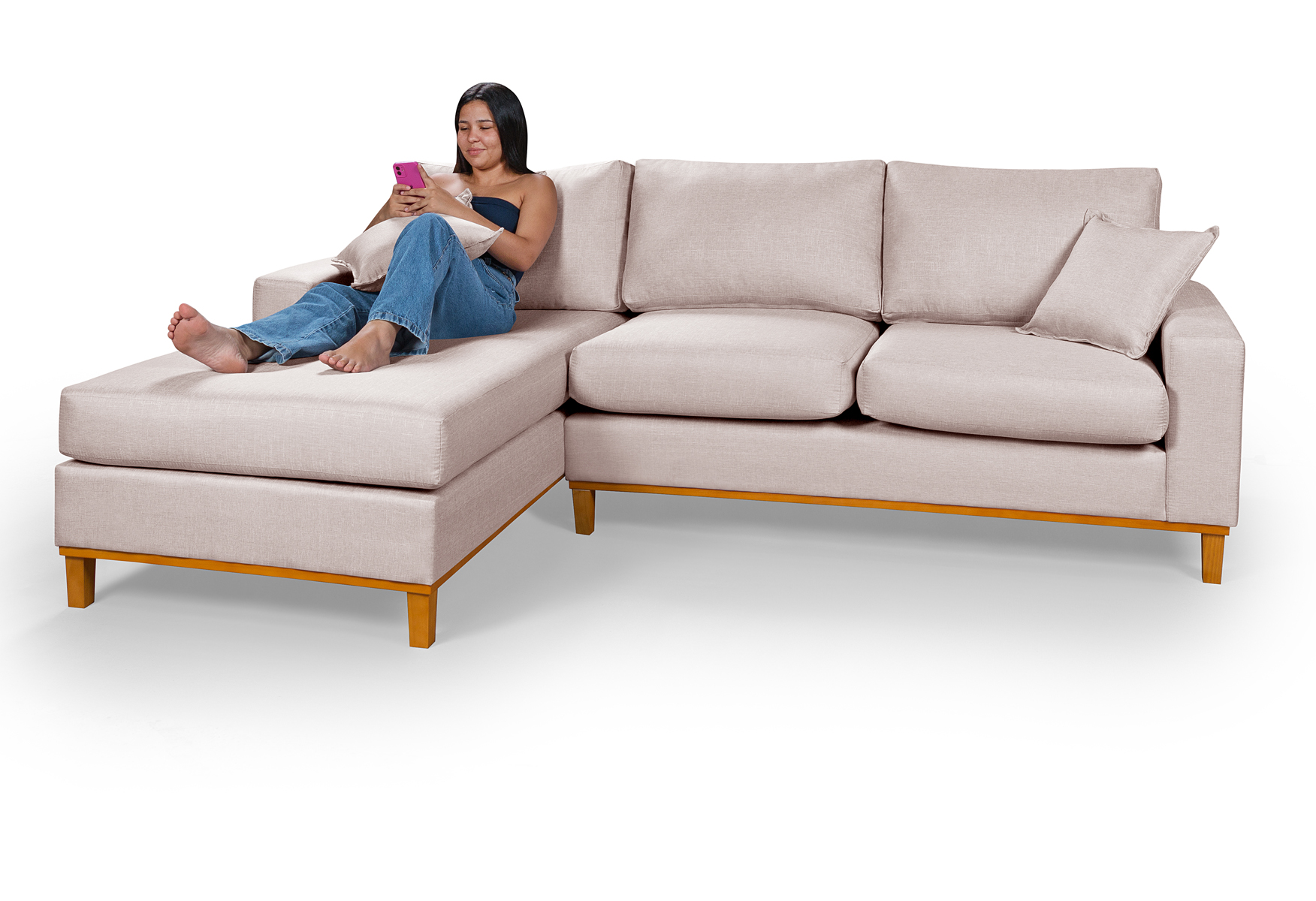 Sofá Living Amsterdã Com Chaise 3 Lugares Revestido Linho Base em Madeira