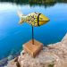 Escultura de Peixe em Madeira Amarelo