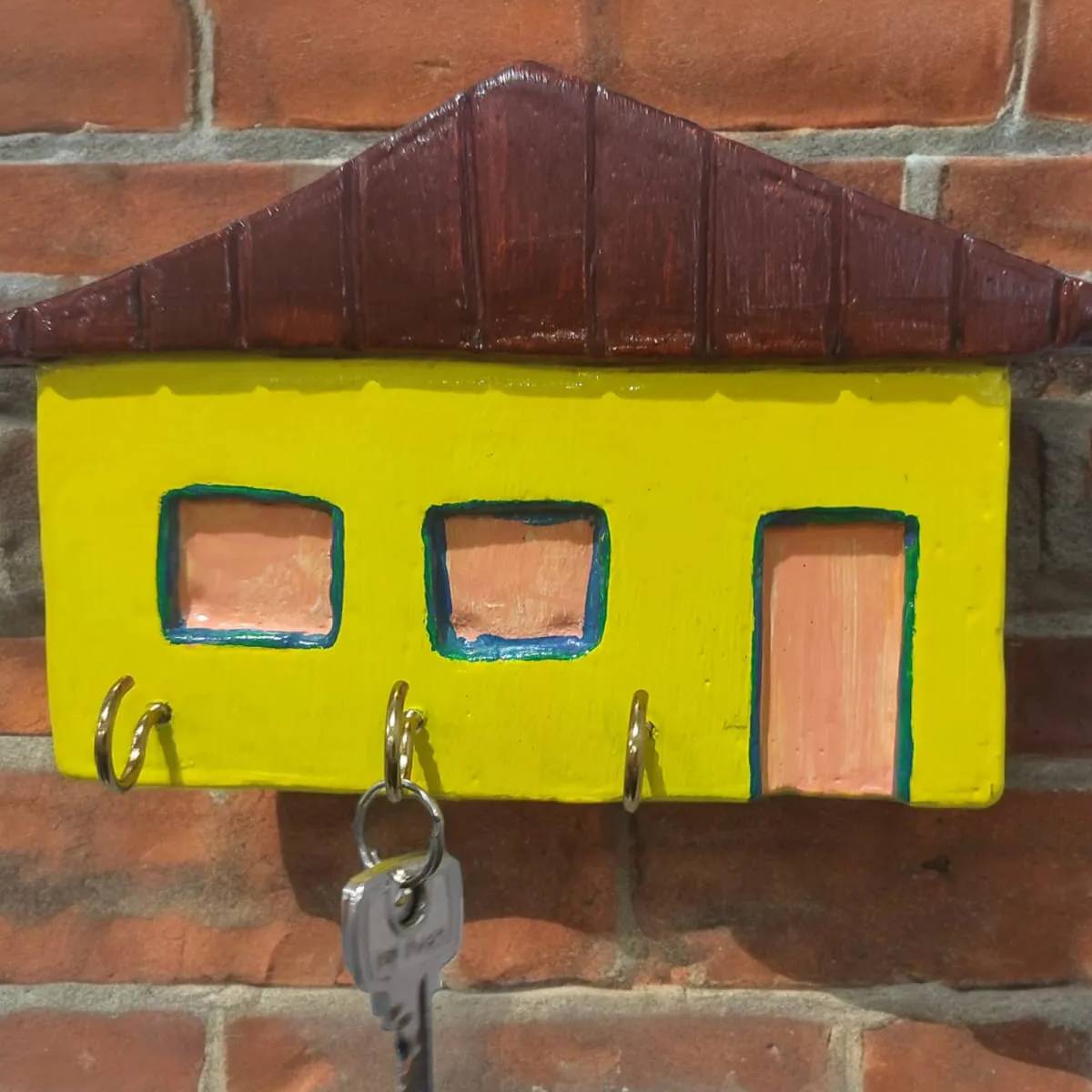 Porta-chaves de parede Casinha Lar Feliz com 3 ganchos