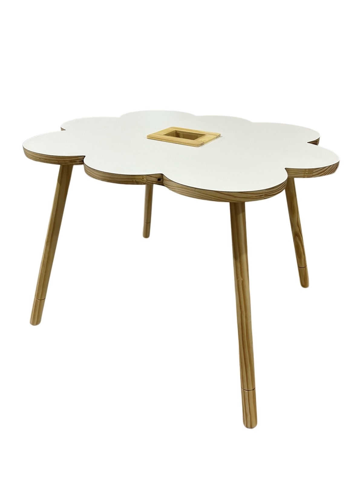 Mesa de Nuvem com Porta Lápis