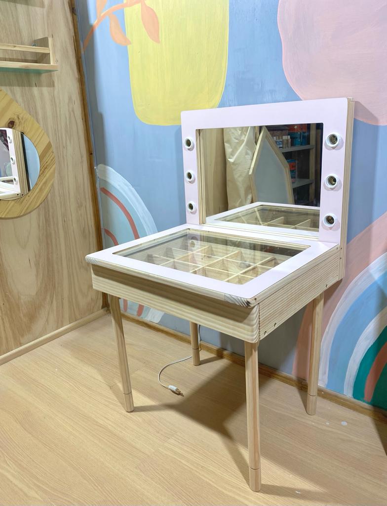 Penteadeira Espelho Camarim Infantil