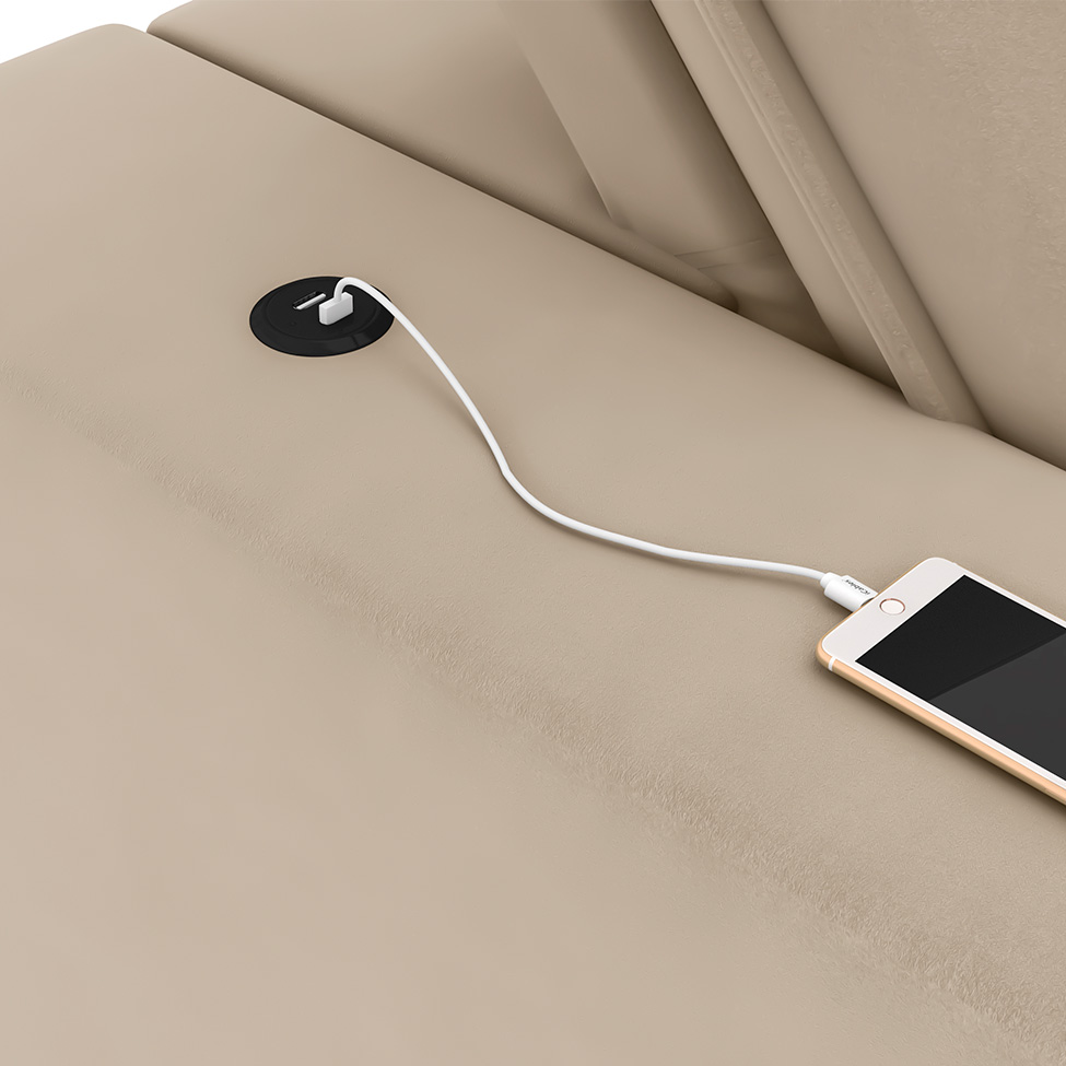 Sofá 3 Lugares Retrátil e Reclinável com USB Flexforma Triton Camurça 230 cm