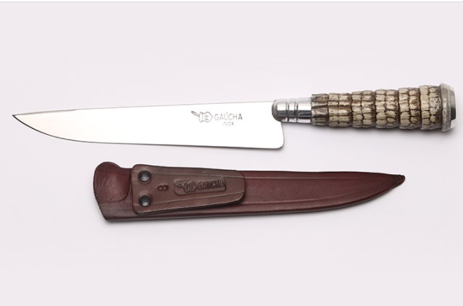 Faca estilo Solingem  aço inox 3 mm de espessura cabo fibra tatu bainha em couro 8 polegadas Facas Gaucha 2008RT 