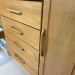 Cômoda 5 Gavetas e 1 Porta Ouro - Freijó