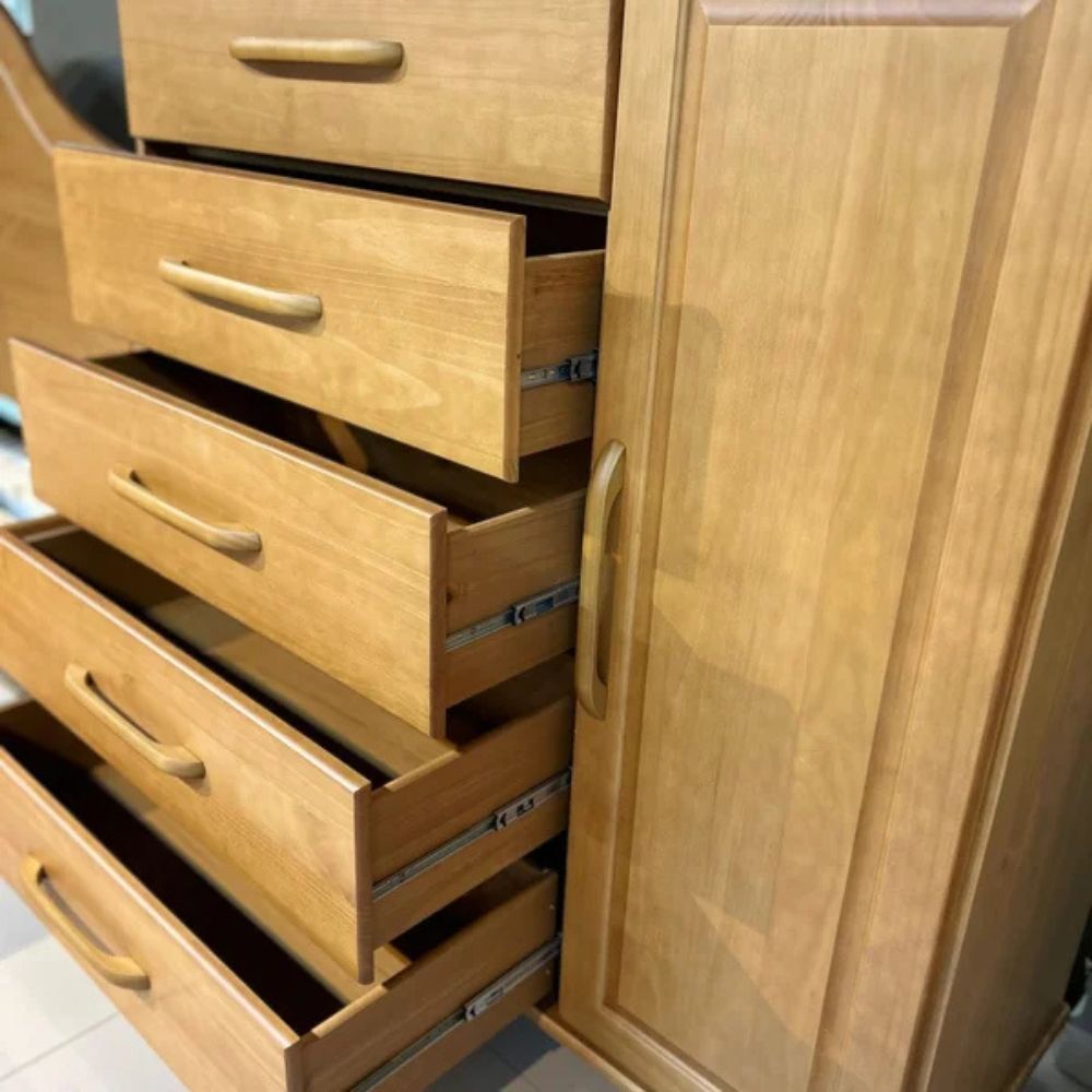 Cômoda 5 Gavetas e 1 Porta Ouro - Freijó