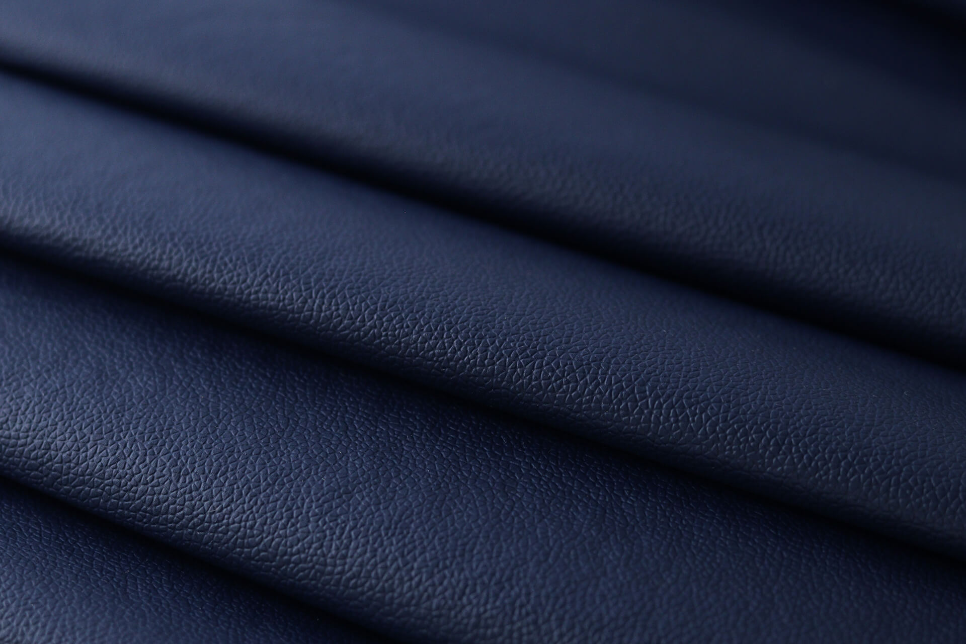 Cabeceira Casal Para Cama Box Curva 140x60 Courino Azul - Tachas Fumê