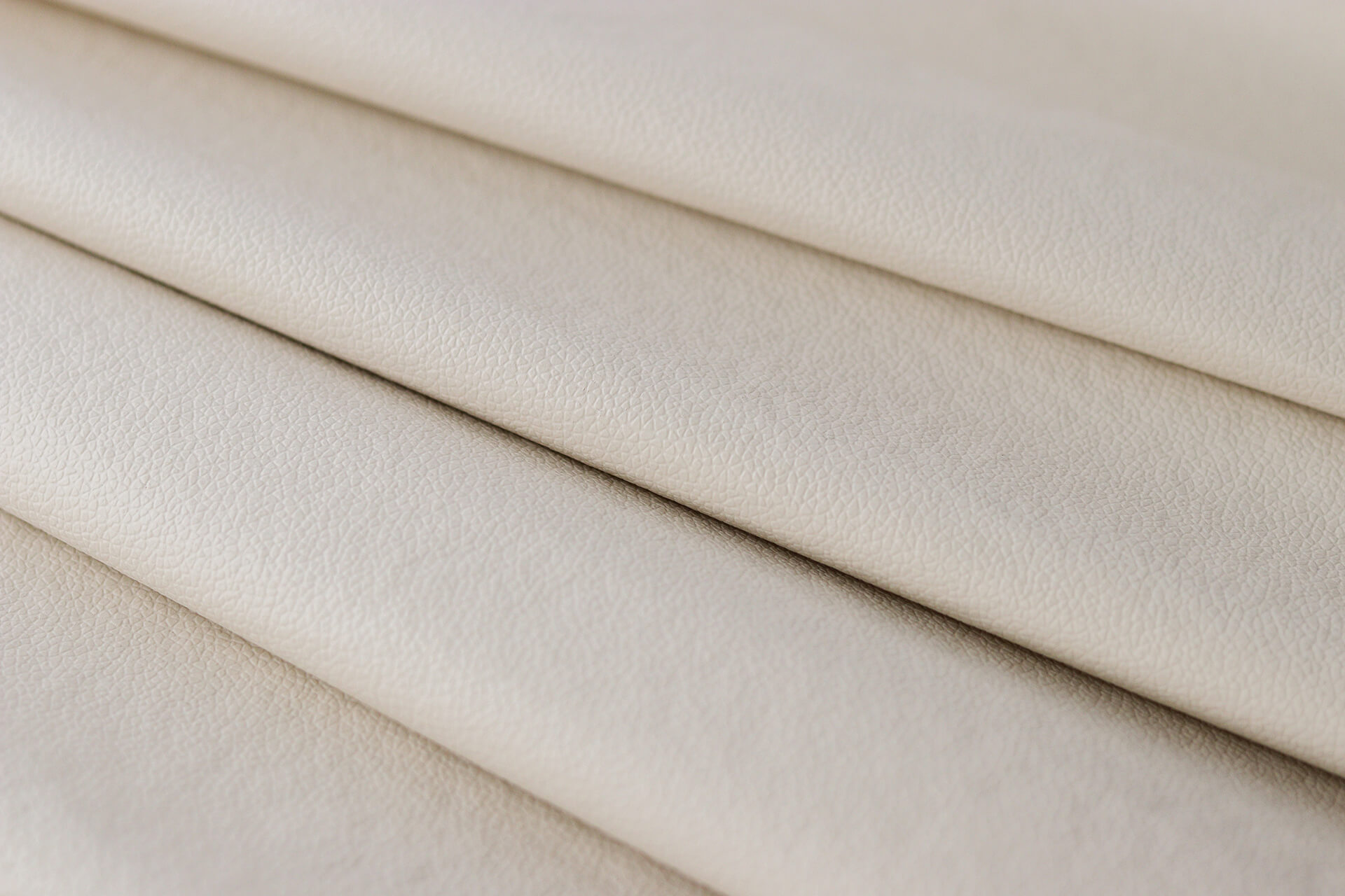 Cabeceira Casal Para Cama Box Curva 140x60 Courino Off White - Fumê