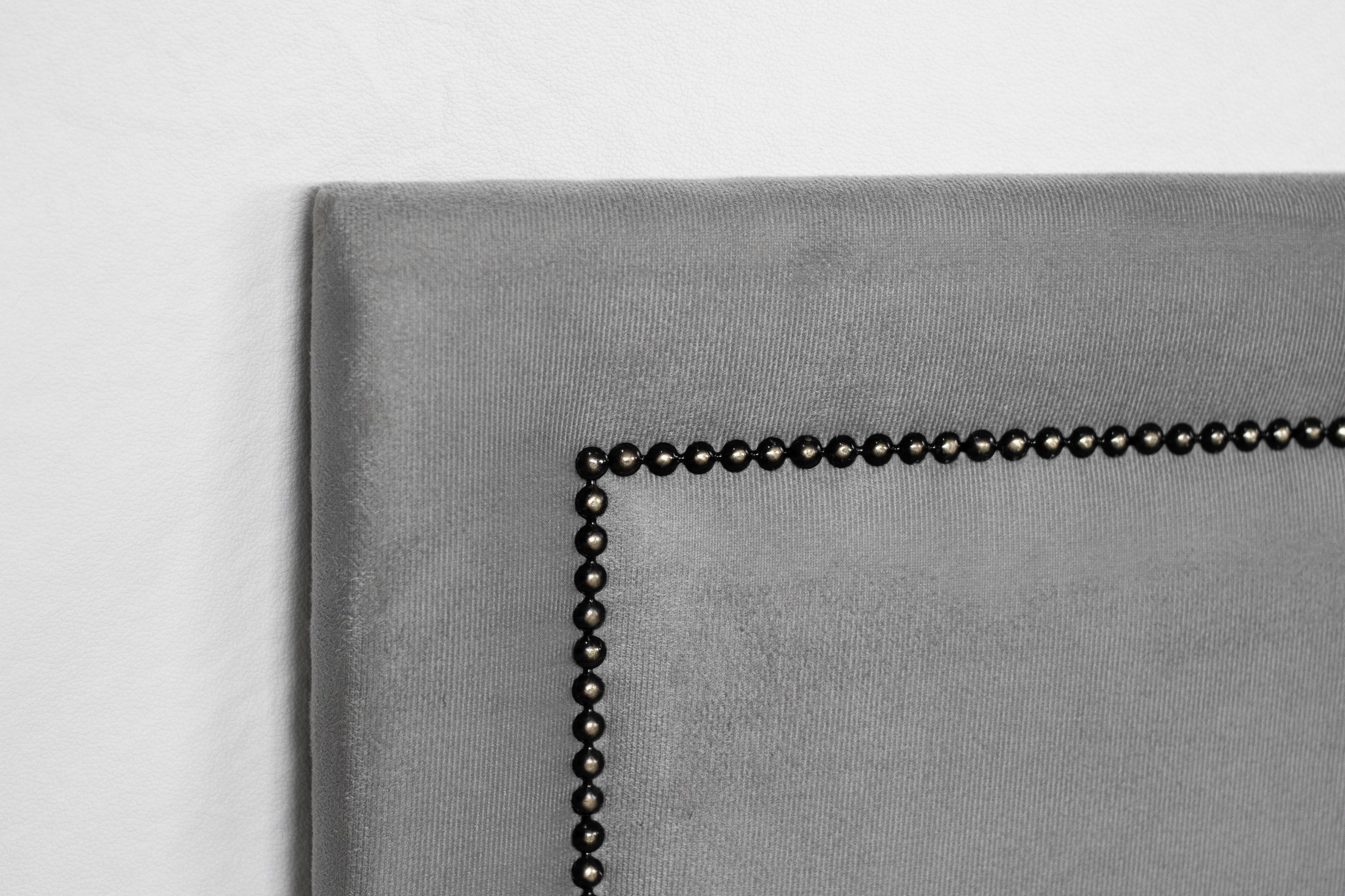 Cabeceira Casal Reta Luxo 140x60 Suede Cinza - Tachas Fumê