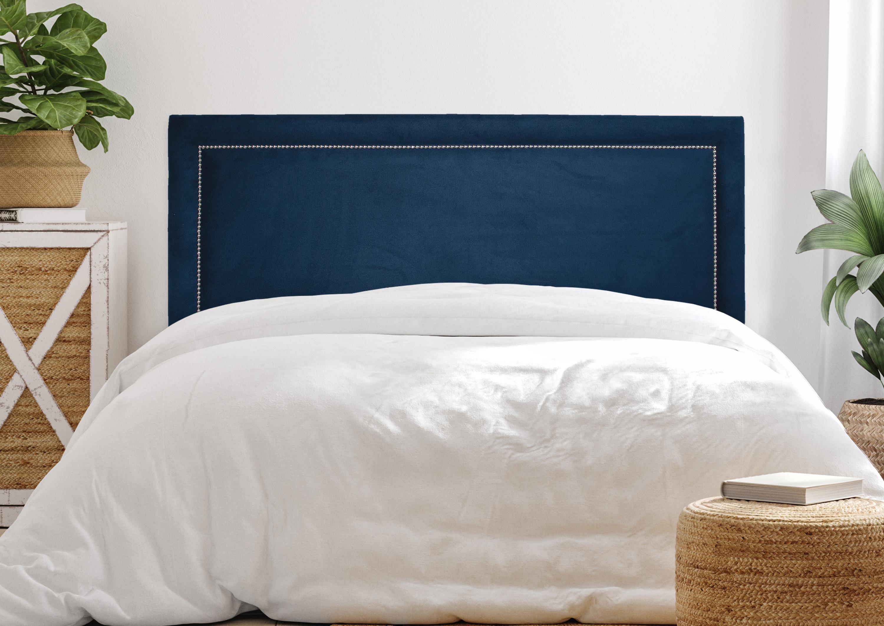 Cabeceira Casal Reta Luxo 140x60 Veludo Azul - Tachas Prata