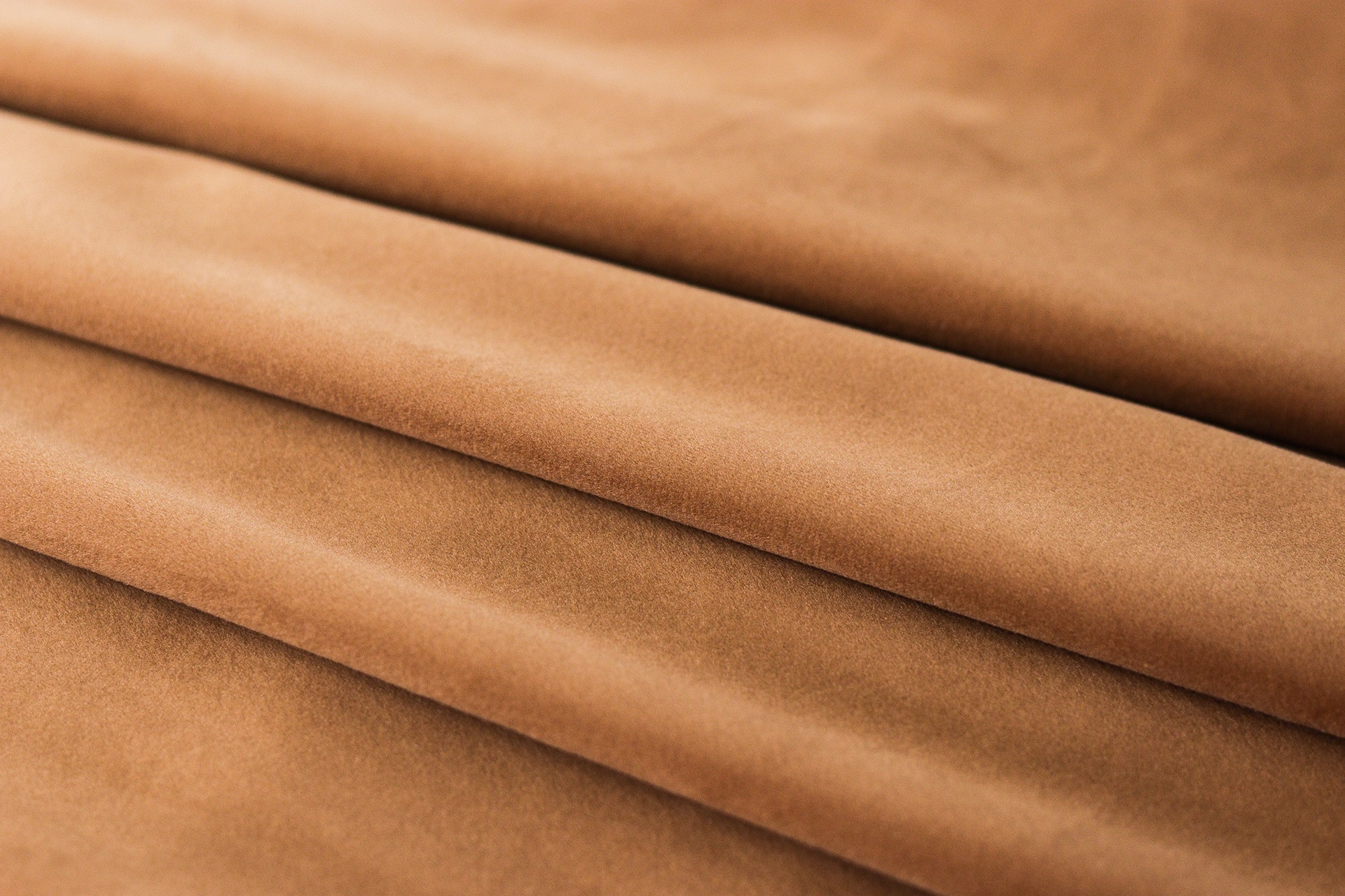 Cabeceira King Reta Luxo 193x60 Veludo Terracota - Tachas Fumê
