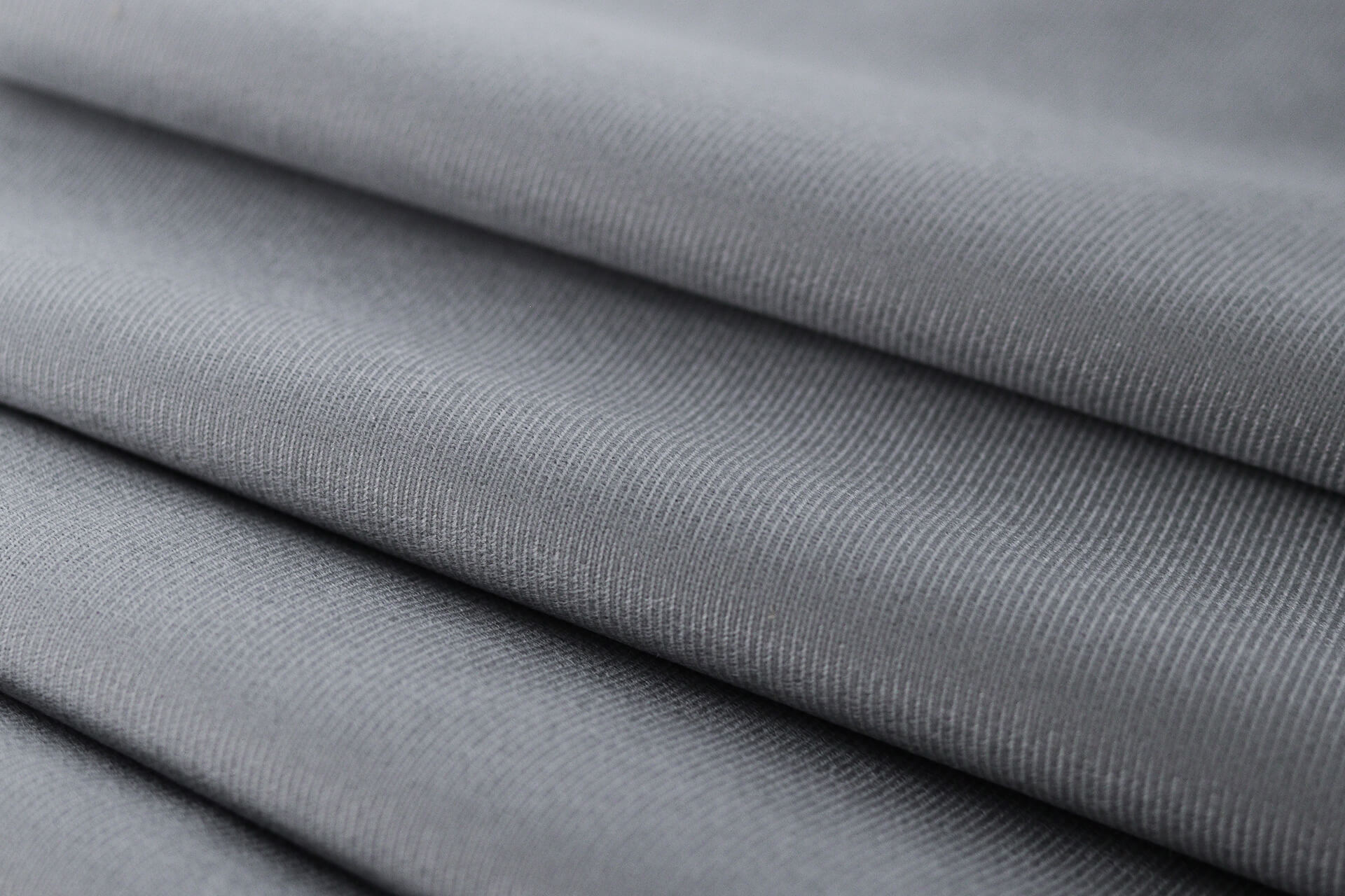 Cabeceira Queen Para Cama Box Curva 160x60 Suede Cinza - Tachas Fumê