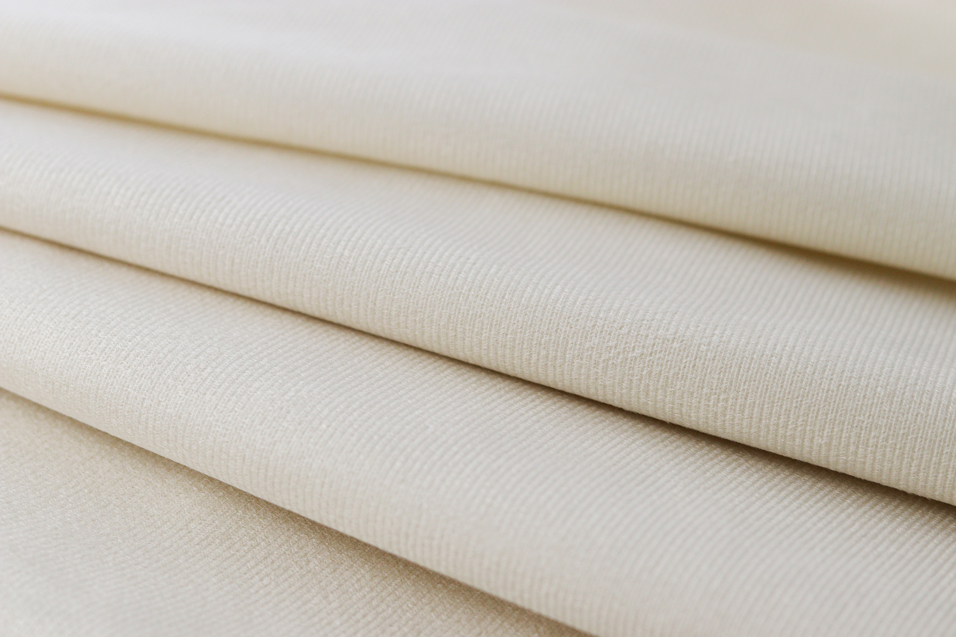 Cabeceira Queen Para Cama Box Provençal Dupla 160x60 Suede Off White - Tachas Prata