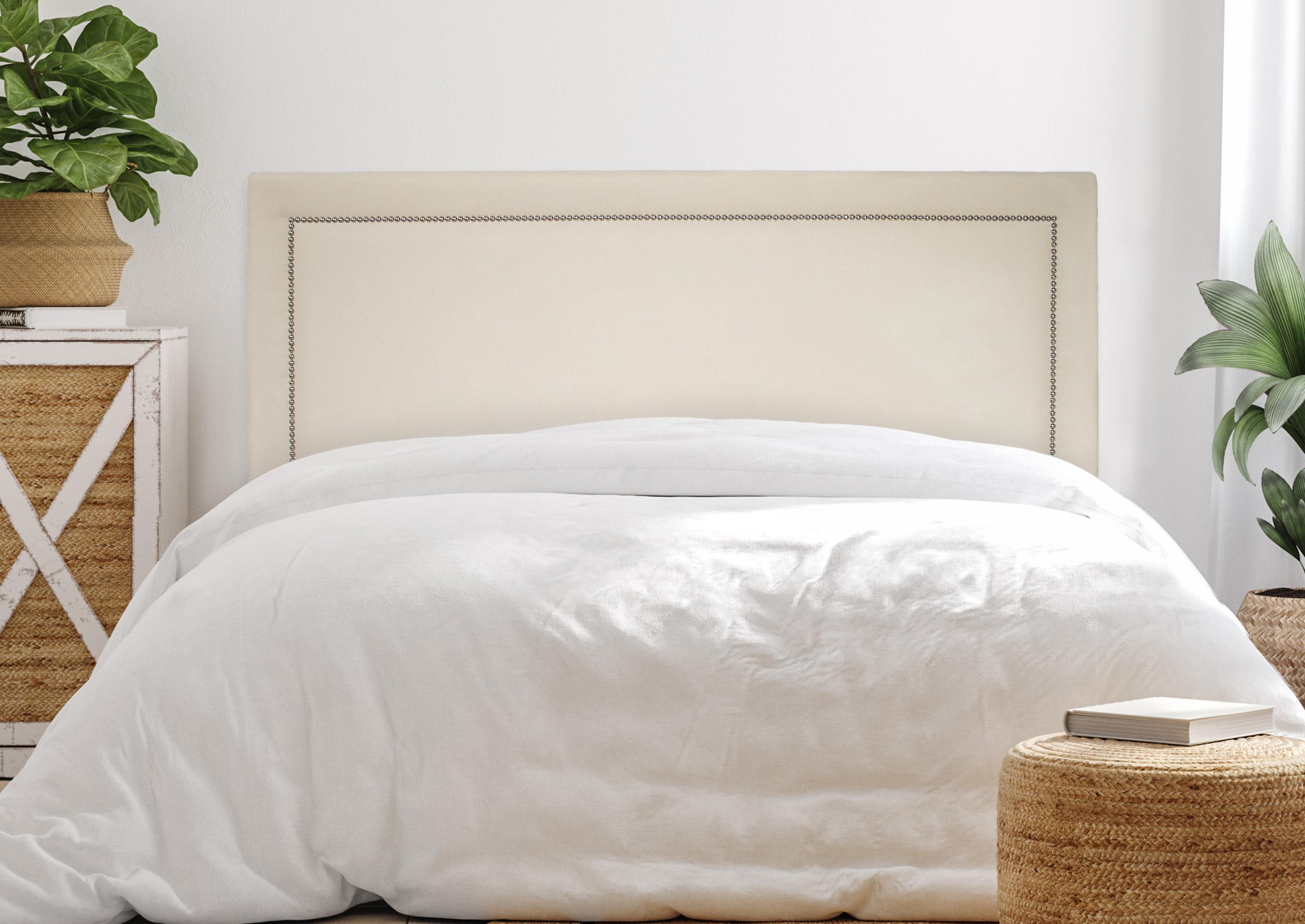 Cabeceira Queen Reta Luxo 160x60 Suede Off White - Tachas Prata
