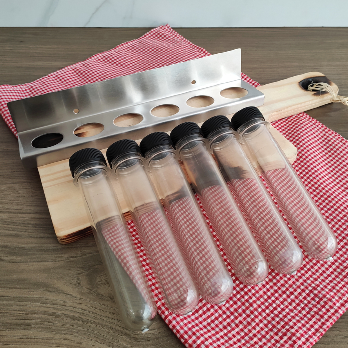 Porta Condimentos Plástico Com Suporte De Parede Cozinha Com 6 Tubetes Para Temperos Forma