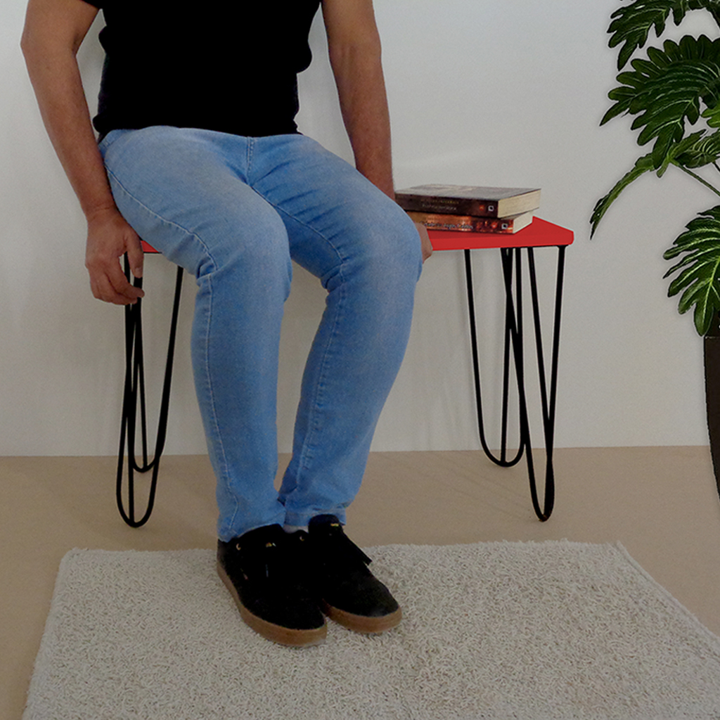 Banco Namoradeira Tampo Pés Hairpin Legs Estilo Industrial Vermelho Laca
