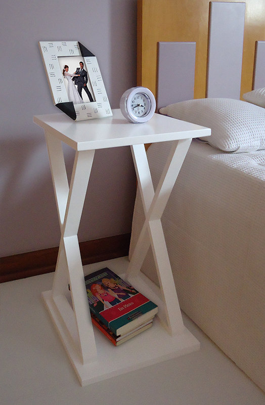 Mesa "X" Lateral de Apoio ou Mesa de Cabeceira Branco Laca