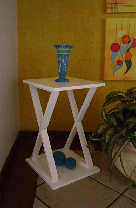 Mesa "X" Lateral de Apoio ou Mesa de Cabeceira Branco Laca
