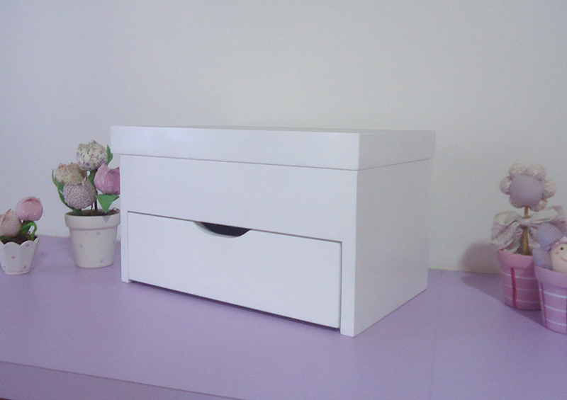 Porta Maquiagem Caixa Organizadora com Espelho Branco Laca