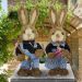 Casal De Coelhos De Páscoa Decoração Enfeite Coelhinhos - 35cm