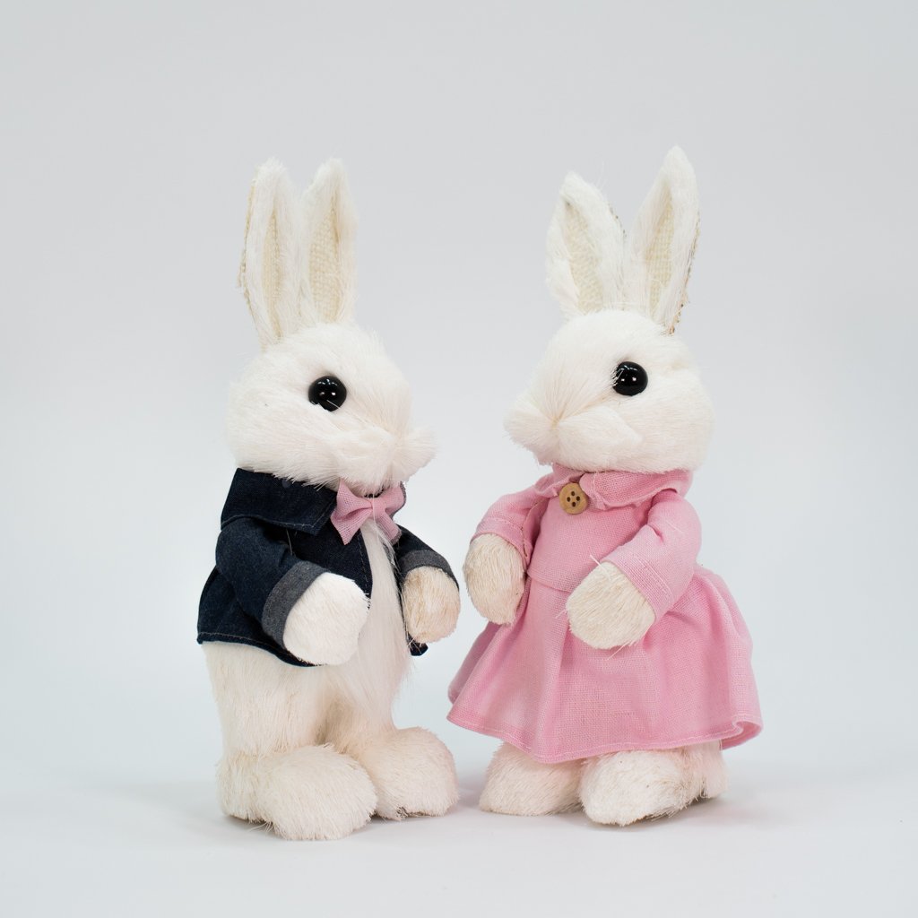 Casal De Coelhos De Páscoa Enfeite Decoração Coelhinhos 25cm