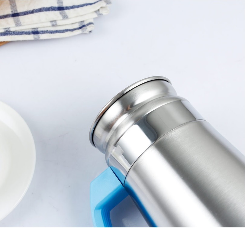 Garrafa Inox 1,5 Litros Com Tampa  Jarra Para Água Ou Suco  