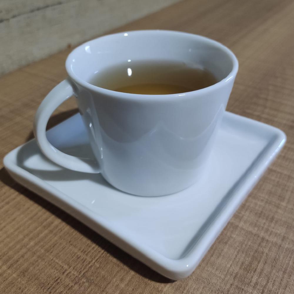 Xícara de Café Chá de Porcelana Branca 185ml com Pires Quadrado Americana Germer