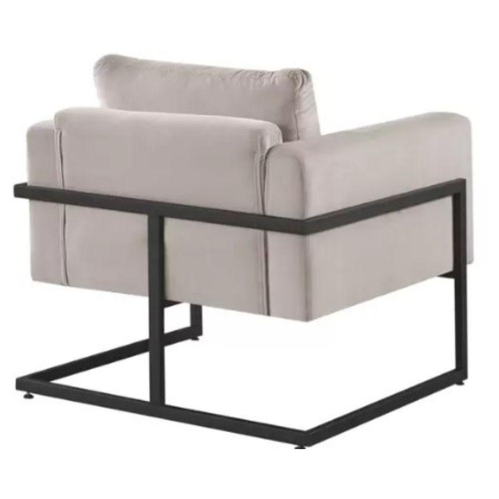Poltrona Bella Veludo Bege Base em Metal Preto