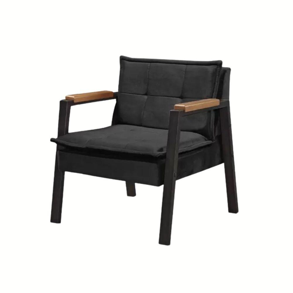 Poltrona Fortaleza Veludo Preto Base em Metal Preto