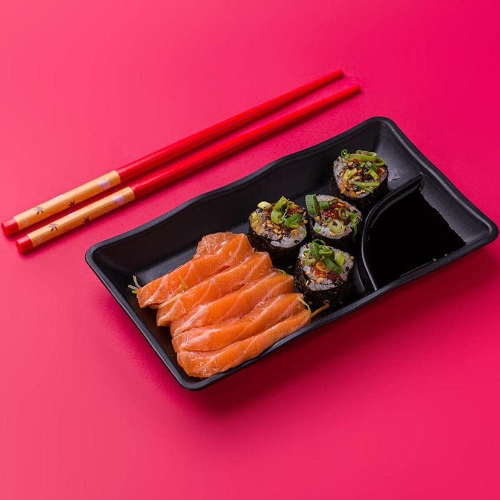 2 Pratos para Sushi com Porta Shoyu 19x12cm Melamina Preta Retangular Comida Japonesa