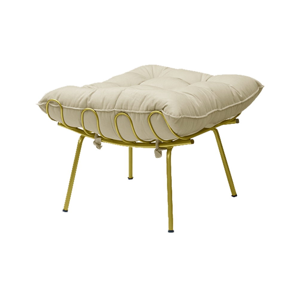 Conjunto Decorativo Poltrona e Puff Abel Base de Ferro Dourada Veludo Bege G41 - Gran Belo