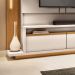 Home Theater Decorativo Punk para TV até 75" com LED Off White/Cinamomo G26 - Gran Belo