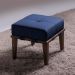 Kit 02 Puffs Decorativos 45cm Martínez Veludo Pés Madeira Azul/Imbúia G62 - Gran Belo