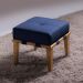 Kit 02 Puffs Decorativos 45cm Martínez Veludo Pés Madeira Azul/Mel G62 - Gran Belo