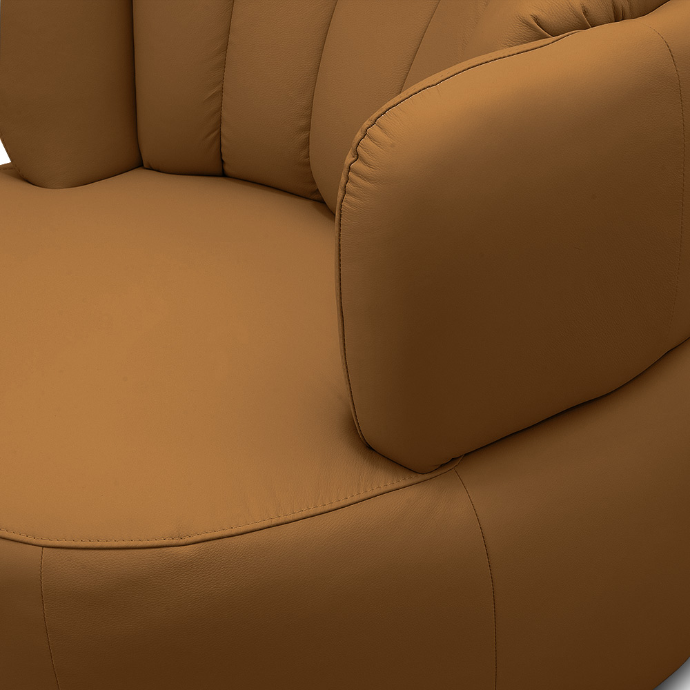 Kit 2 Poltronas Decorativas Mariele Sala de Estar Base Giratória em Aço Couro Caramelo G88 - Gran Belo