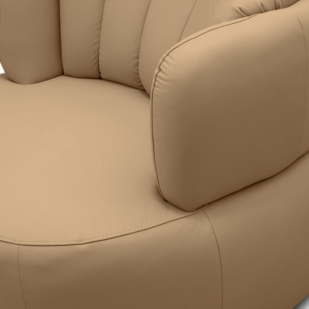 Kit 2 Poltronas Decorativas Mariele Sala de Estar Base Giratória em Aço Couro Nude G88 - Gran Belo