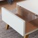 Mesa de Centro Sancho para Sala de Estar Versátil Tampo em vidro 6mm e pés em madeira Off White/Freijó