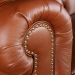 Poltrona Decorativa Sala de Estar Chesterfield Duo Couro Conhaque Brilho G40 - Gran Belo