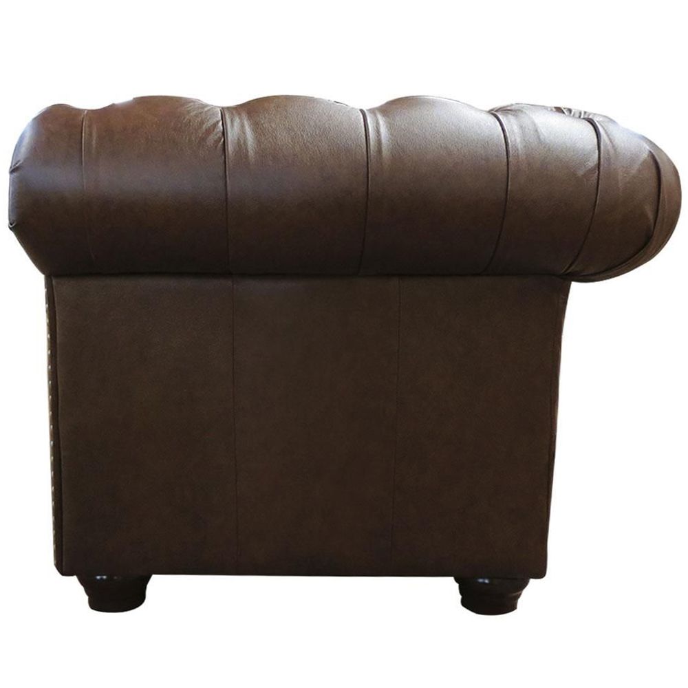 Poltrona Sala de Estar Chesterfield com Pés Madeira Couro Marrom - Gran Belo