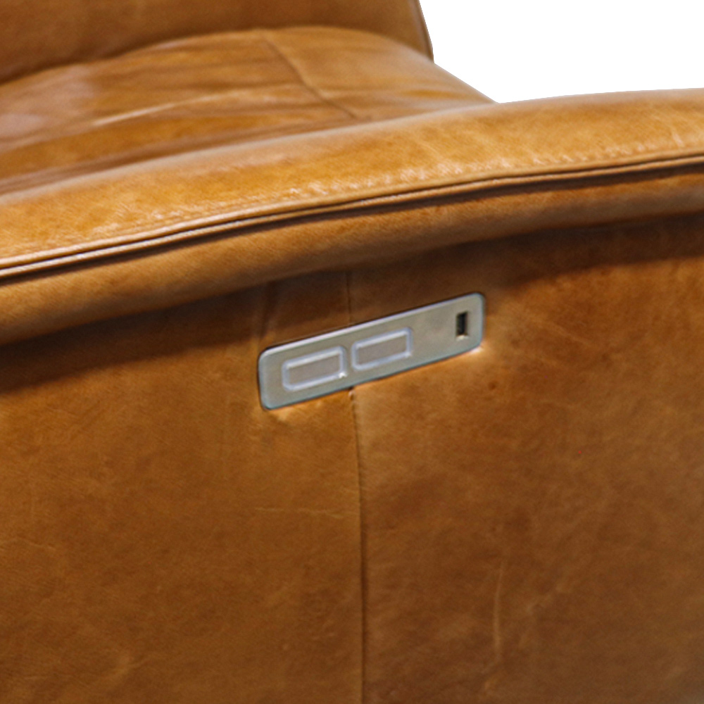 Poltrona do Papai Reclinável Retrátil Botão Elétrica Conde Giratória USB Couro Caramelo G76 - Gran Belo