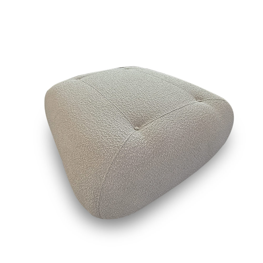 Puff Decorativo Sala de Estar Cloud Design Minimalista Pés Dourados Bouclê Off White G66 - Gran Belo