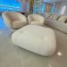 Puff Decorativo Sala de Estar Cloud Design Minimalista Pés Dourados Bouclê Off White G66 - Gran Belo