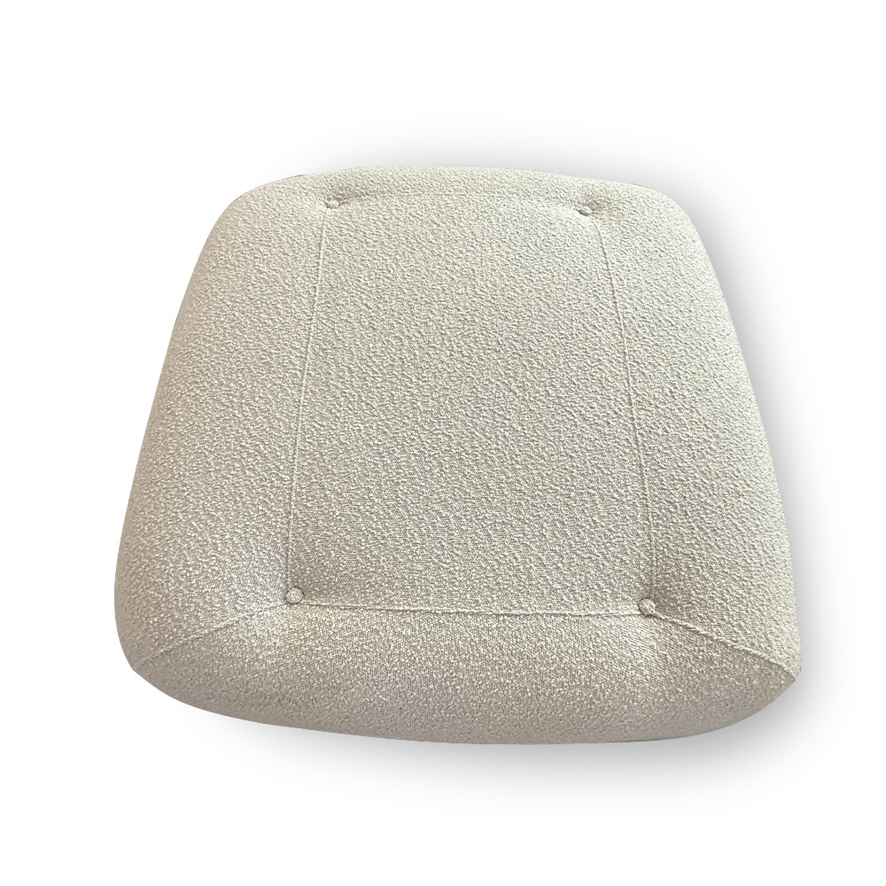 Puff Decorativo Sala de Estar Cloud Design Minimalista Pés Dourados Bouclê Off White G66 - Gran Belo