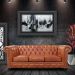 Sofá 3 Lugares Sala de Estar 235cm Chesterfield Pés Madeira Couro Conhaque G40 - Gran Belo