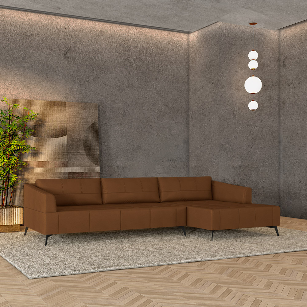 Sofá Bipartido Sala de Estar Kiara 352cm Chaise Direito Pés de Ferro Couro Caramelo G52 - Gran Belo
