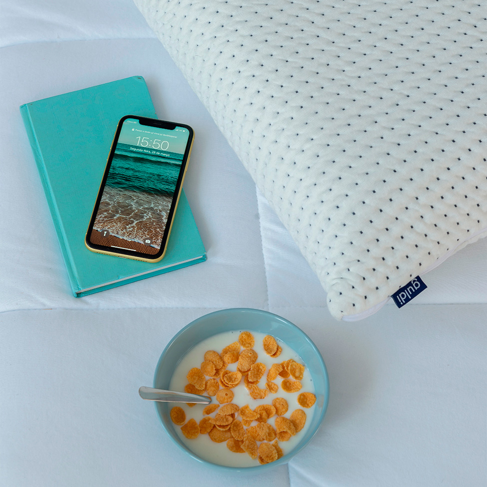 Cama Box com Colchão Viúva Macio Mola Ensacada e Travesseiro Soft Nasa Guldi Azul