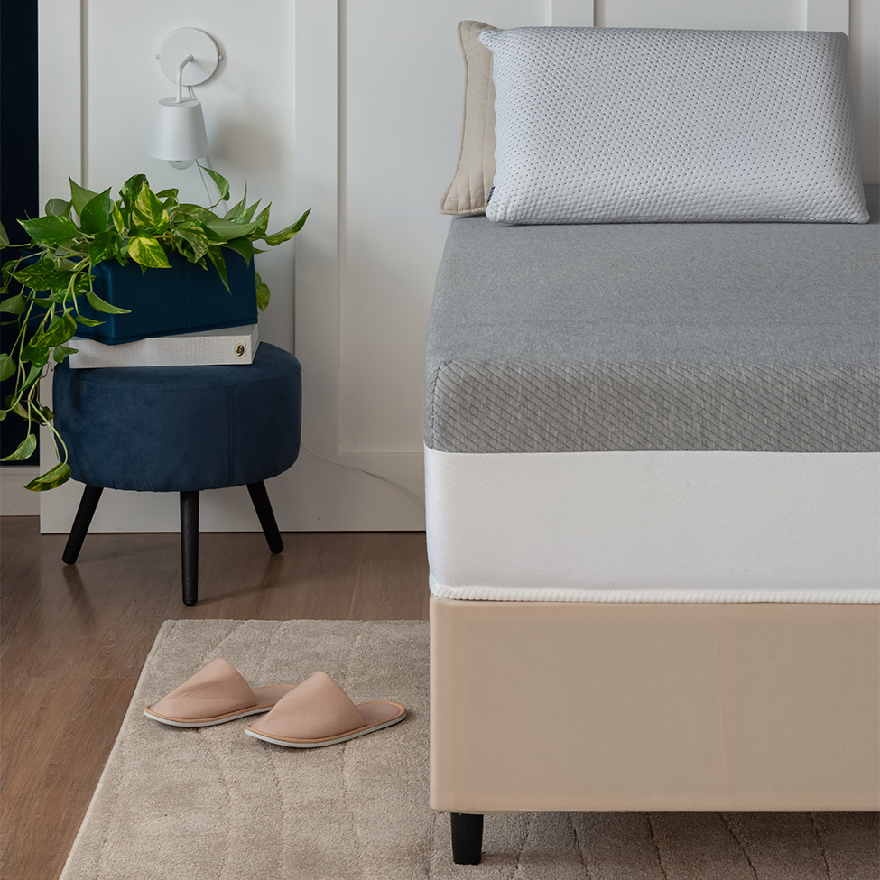 Colchão Solteiro King Guldi Dream Mola Ensacada (30x96x203) Cinza e Branco