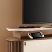 Bancada Decorativa Alba 1.8 para TV até 70 Polegadas Ripada Castanho/Off White G26 - Hb Móveis