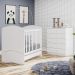 Jogo de Quarto Infantil Bala de Menta com Cômoda e Berço Branco Brilho - Móveis Henn