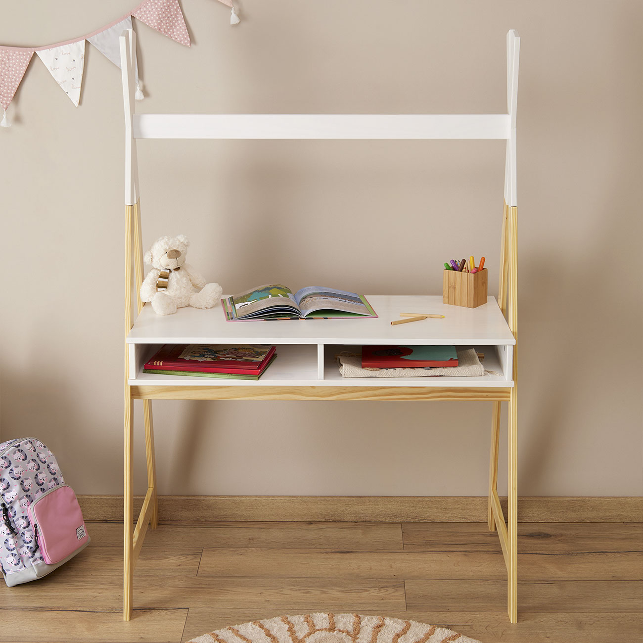 Mesa Infantil Escrivaninha Madeira Montessoriana Cabana 2 Nichos Simi