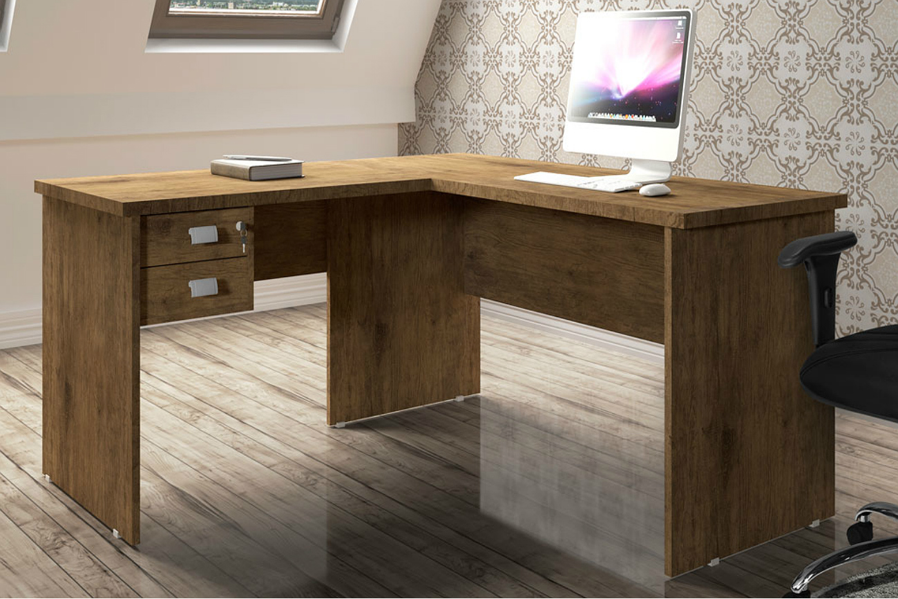 Mesa Para Escritório Trabalhar Em L Marrom de Madeira Espaçosa Com 2 Gavetas e 1 Chave Tampo Reforçado Espaçosa